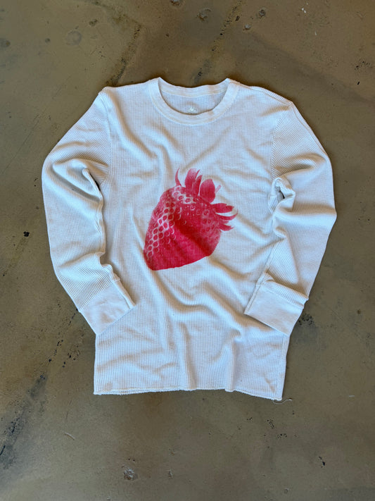 (M/L) White Strawberry Thermal Long Sleeve