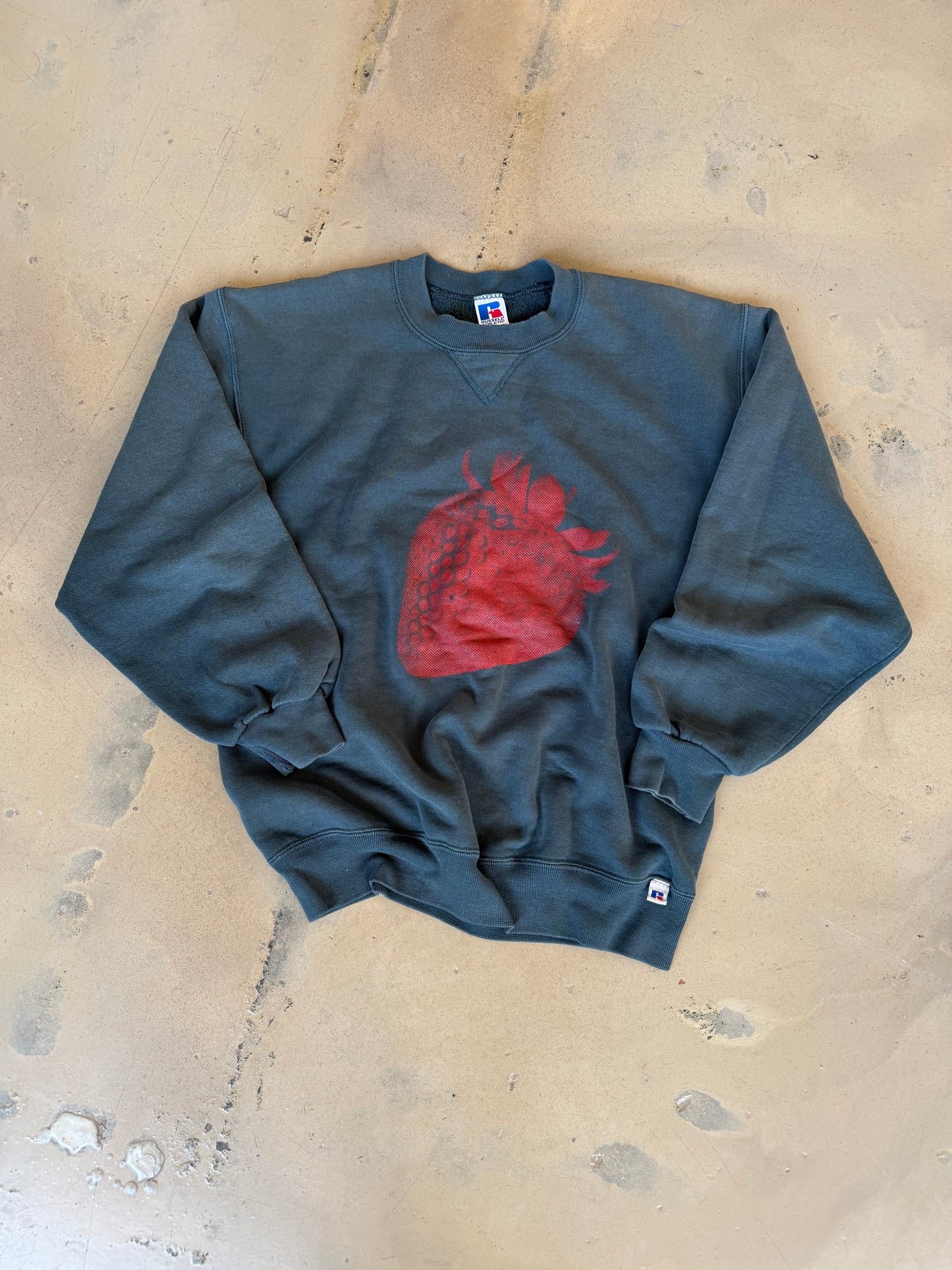 (M) Dark Green Strawberry Sweatshirt