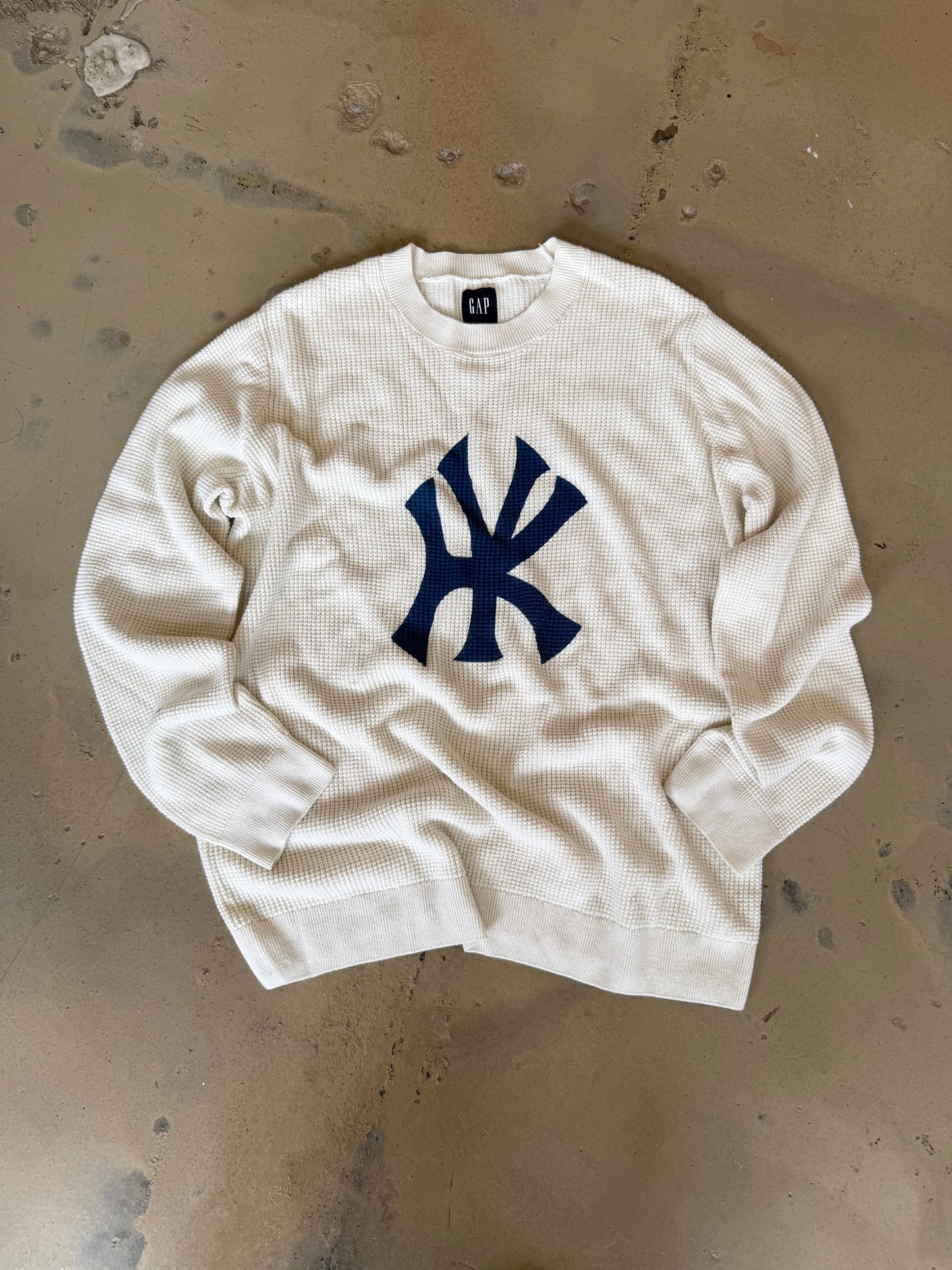 (L) NYKY Cream Thermal Long Sleeve