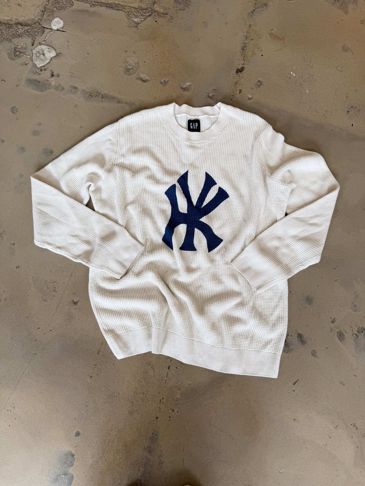 (L) NYKY Cream Thermal Long Sleeve