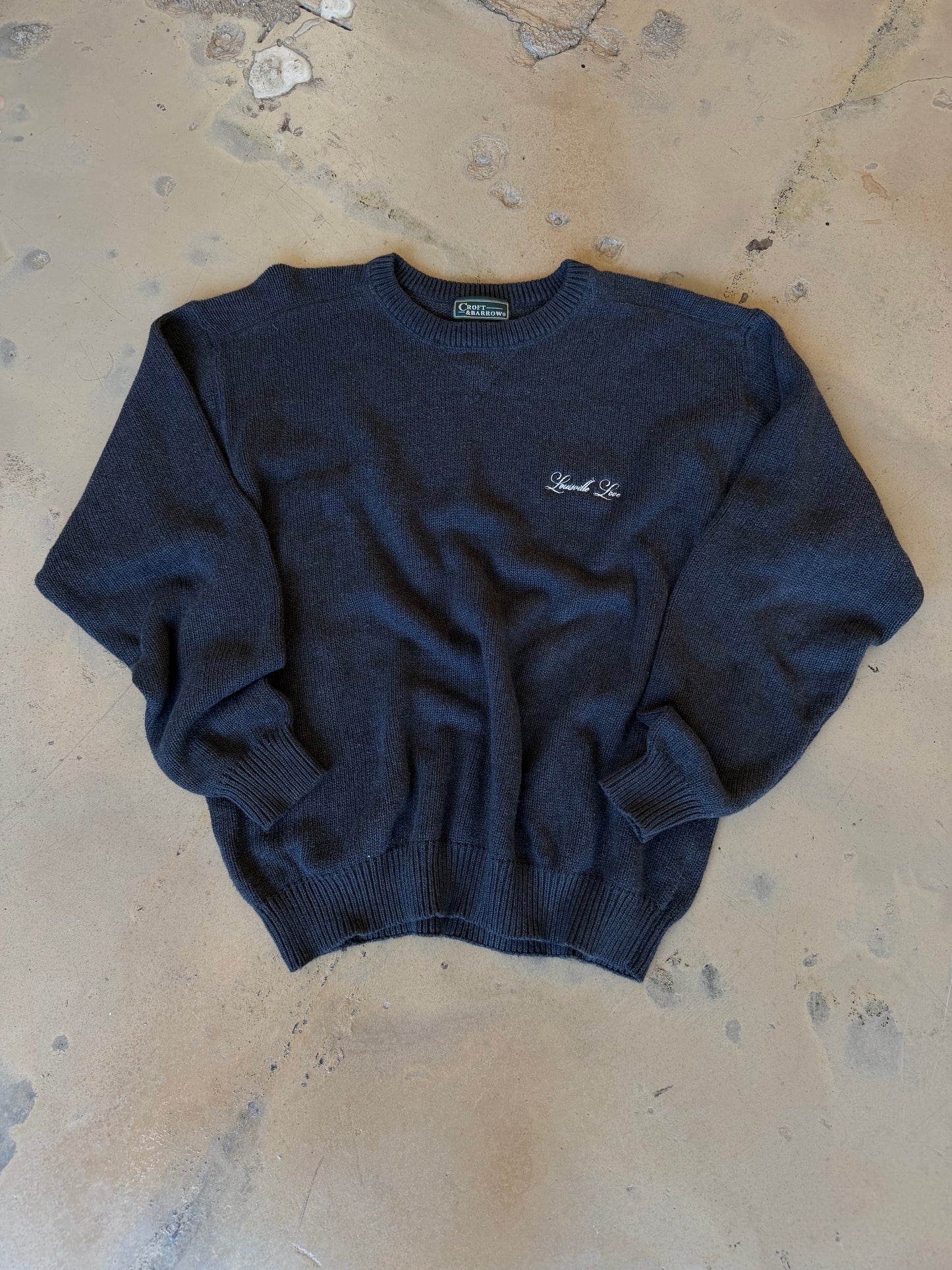 (L/XL) Embroidered Charcoal Sweater