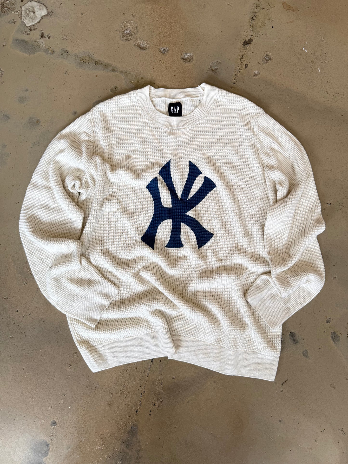 (L) NYKY Cream Thermal Long Sleeve